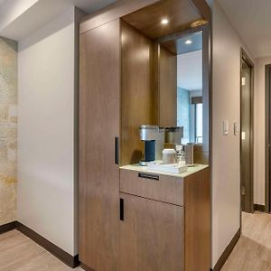 Premium Queen Room Two Queen Beds Non Smoking